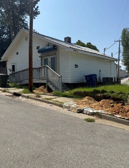 2339 Pendleton St, Columbia, SC à vendre - Photo de l’immeuble – Image 2 sur 3