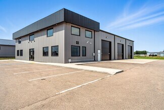 Plus de détails pour 4252 16th Ave N, Grand Forks, ND - Industriel/Logistique à vendre