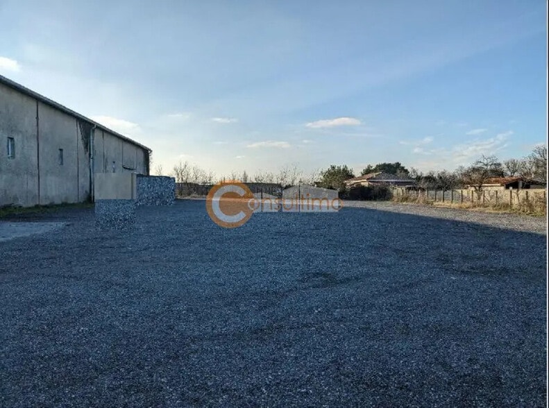 Industriel/Logistique dans Ambarès-et-Lagrave à vendre - Photo de l’immeuble – Image 2 sur 2