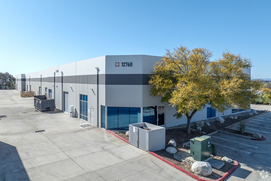 12760 Danielson Ct, Poway, CA à louer - Photo de l’immeuble – Image 3 sur 12