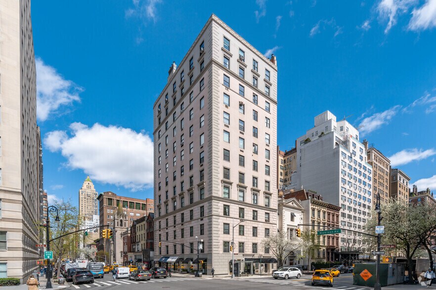 29 E 72nd St, New York, NY à vendre - Photo principale – Image 1 sur 5