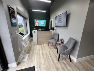 Plus de détails pour 2701 Main St, Hurricane, WV - Coworking à louer