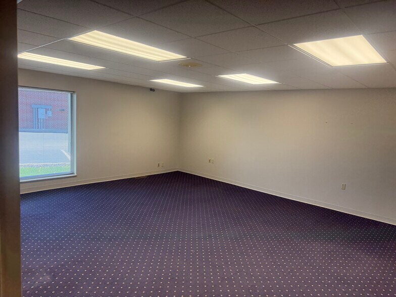 5241 Southwyck Blvd, Toledo, OH à louer - Photo de l’immeuble – Image 3 sur 9