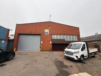 Plus de détails pour 8 David Rd, Slough - Industriel/Logistique à louer