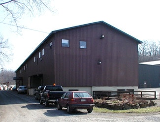 Plus de détails pour 130 Entrance Dr, New Kensington, PA - Bureau à louer