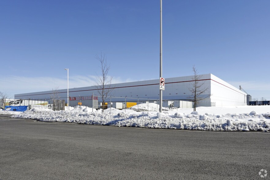 760 Rd Grand-Bernier, St-Jean-sur-Richelieu, QC à louer - Photo de l’immeuble – Image 3 sur 3