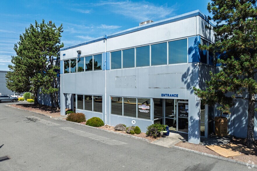 4210 B St NW, Auburn, WA à louer - Photo de l’immeuble – Image 1 sur 5