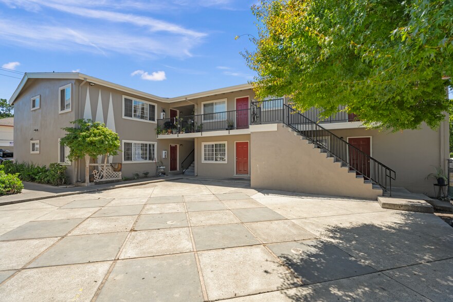 3136 Cadillac Dr, San Jose, CA à vendre - Photo de l’immeuble – Image 3 sur 16