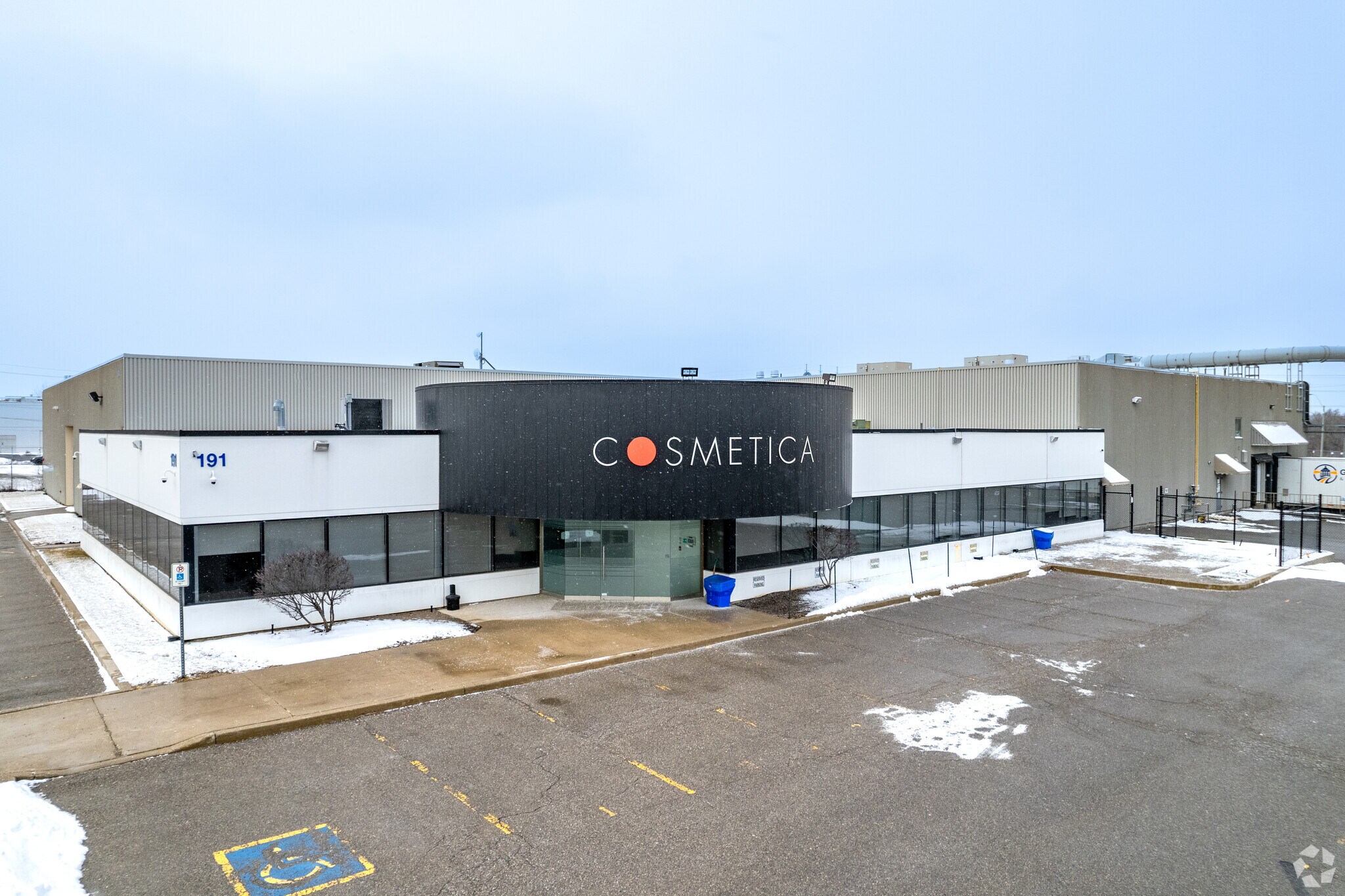 191 Ashtonbee Rd, Toronto, ON à louer Photo principale– Image 1 sur 16