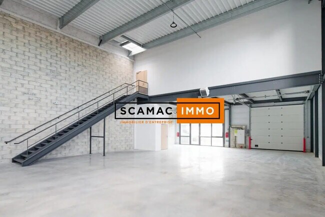 Plus de détails pour 27 Avenue Du Gros Chene, Éragny - Bureau, Industriel/Logistique à louer