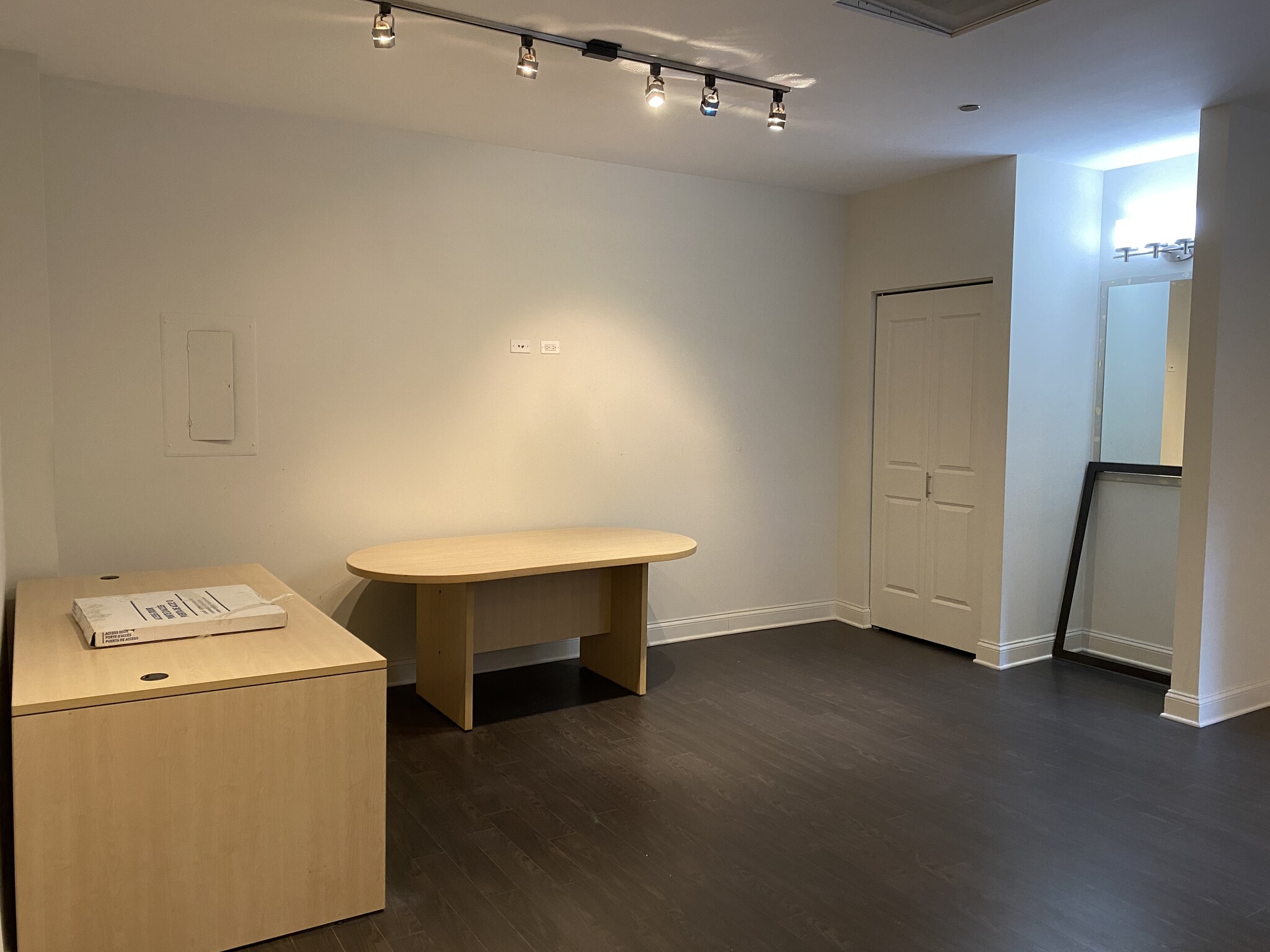432 N Clark St, Chicago, IL à louer Photo intérieure– Image 1 sur 7