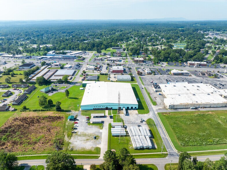 534 Patterson Ave, Fort Oglethorpe, GA à louer - Photo de l’immeuble – Image 3 sur 26