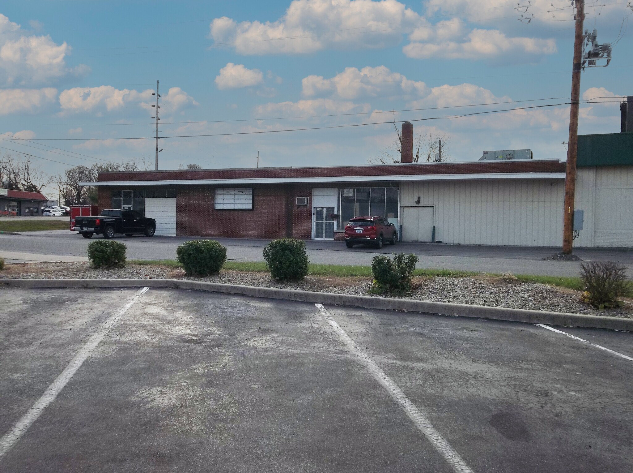 3300 Madison Ave, Indianapolis, IN à louer Photo principale– Image 1 sur 5