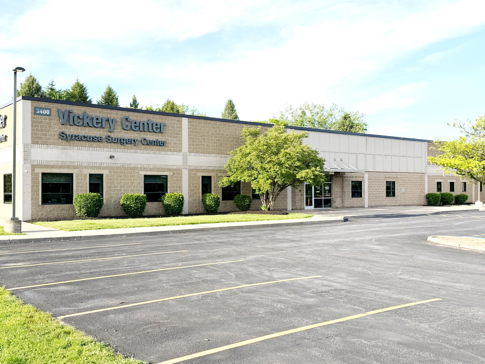 3400 Vickery Rd, North Syracuse, NY à louer Photo de l’immeuble– Image 1 sur 11
