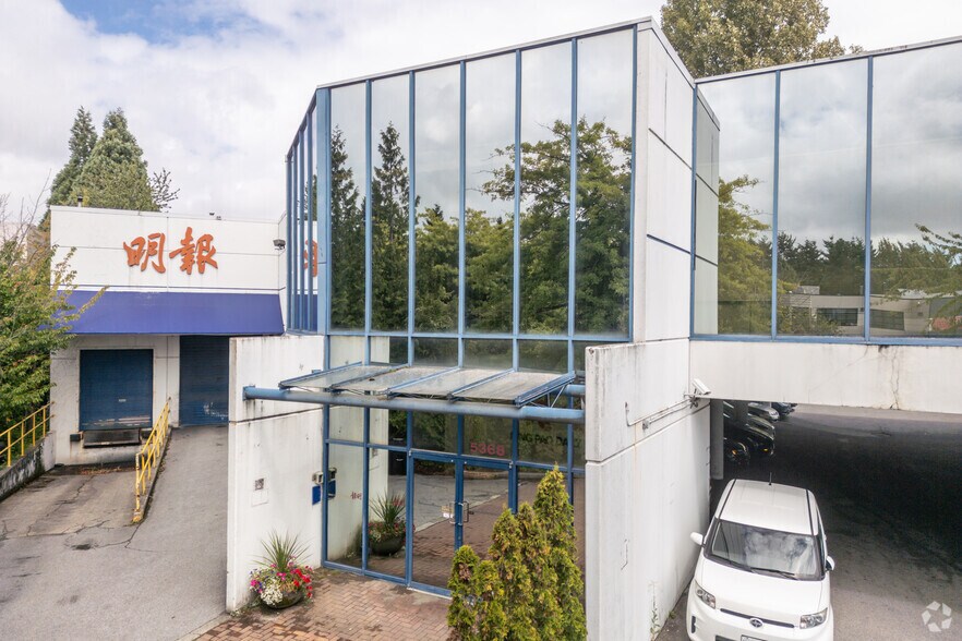5368 Parkwood Pl, Richmond, BC à vendre - Photo de l’immeuble – Image 2 sur 4