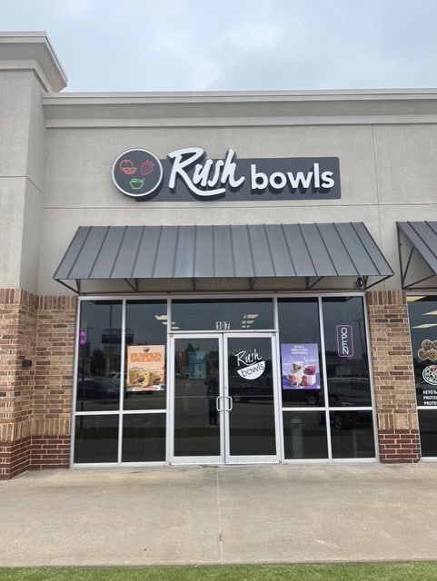 107-115 E State Highway 152, Mustang, OK à louer Photo de l’immeuble– Image 1 sur 11