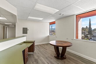 244 N Jackson Ave, San Jose, CA à louer Photo intérieure– Image 1 sur 9