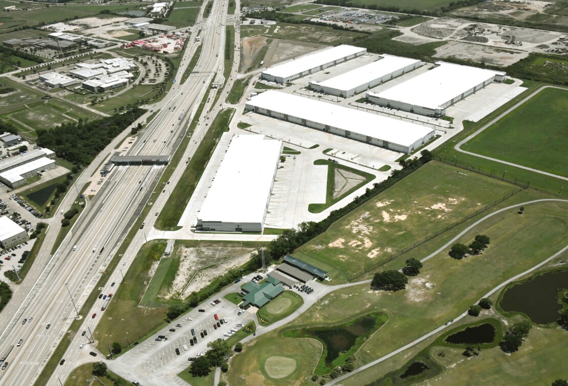 5959 E Sam Houston Pky S, Houston, TX à louer Photo de l’immeuble– Image 1 sur 5