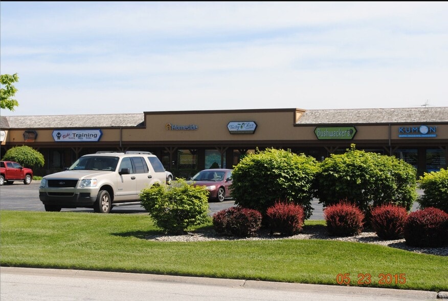 2000-2166 45th St, Highland, IN à louer - Photo de l’immeuble – Image 1 sur 13