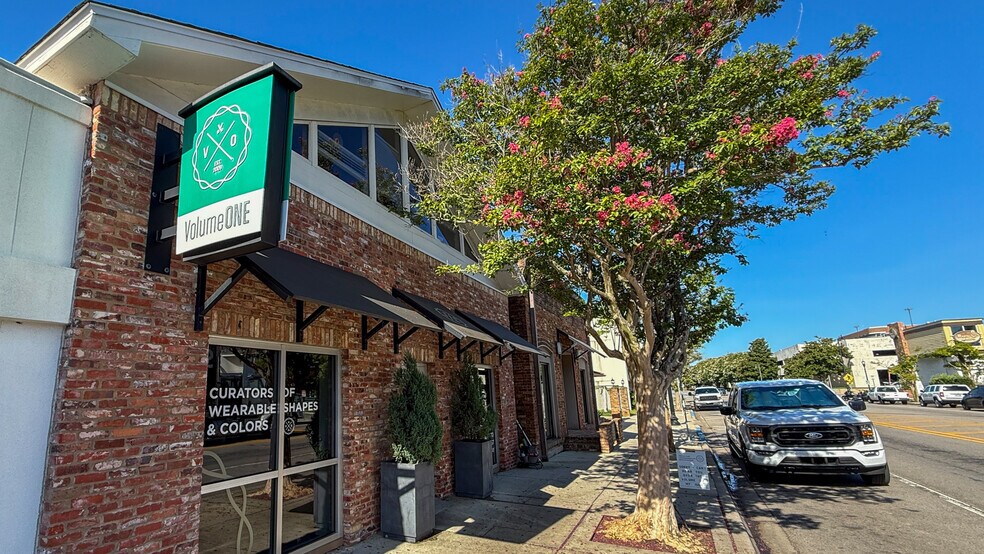 7-15 W Main Street, Pensacola, FL à vendre - Photo principale – Image 1 sur 28