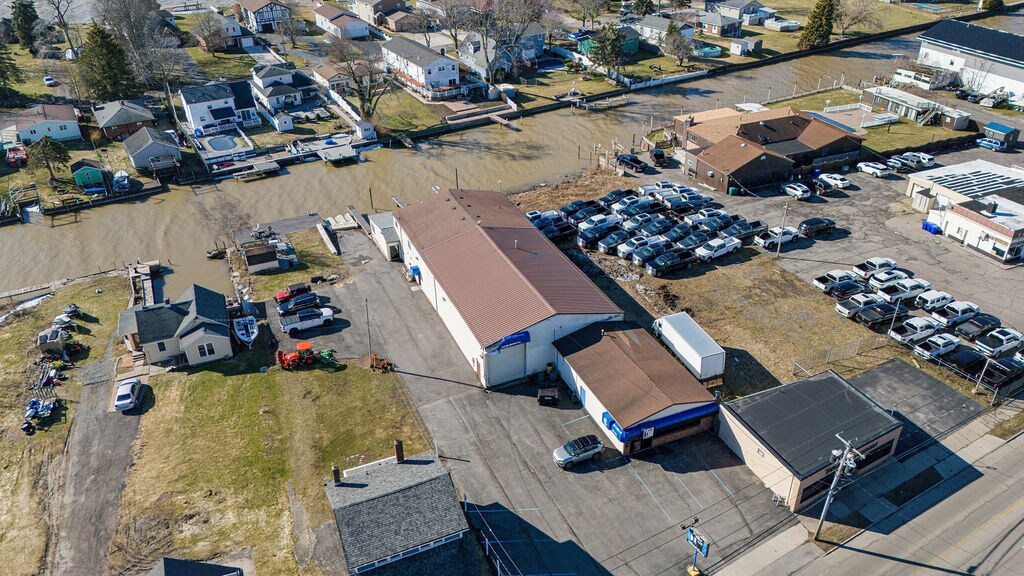 7813 Buffalo Ave, Niagara Falls, NY à vendre Photo principale– Image 1 sur 20