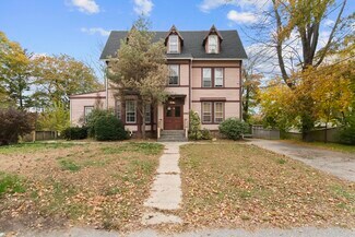 Plus de détails pour 124 Washington St, Norwich, CT - Logement à vendre