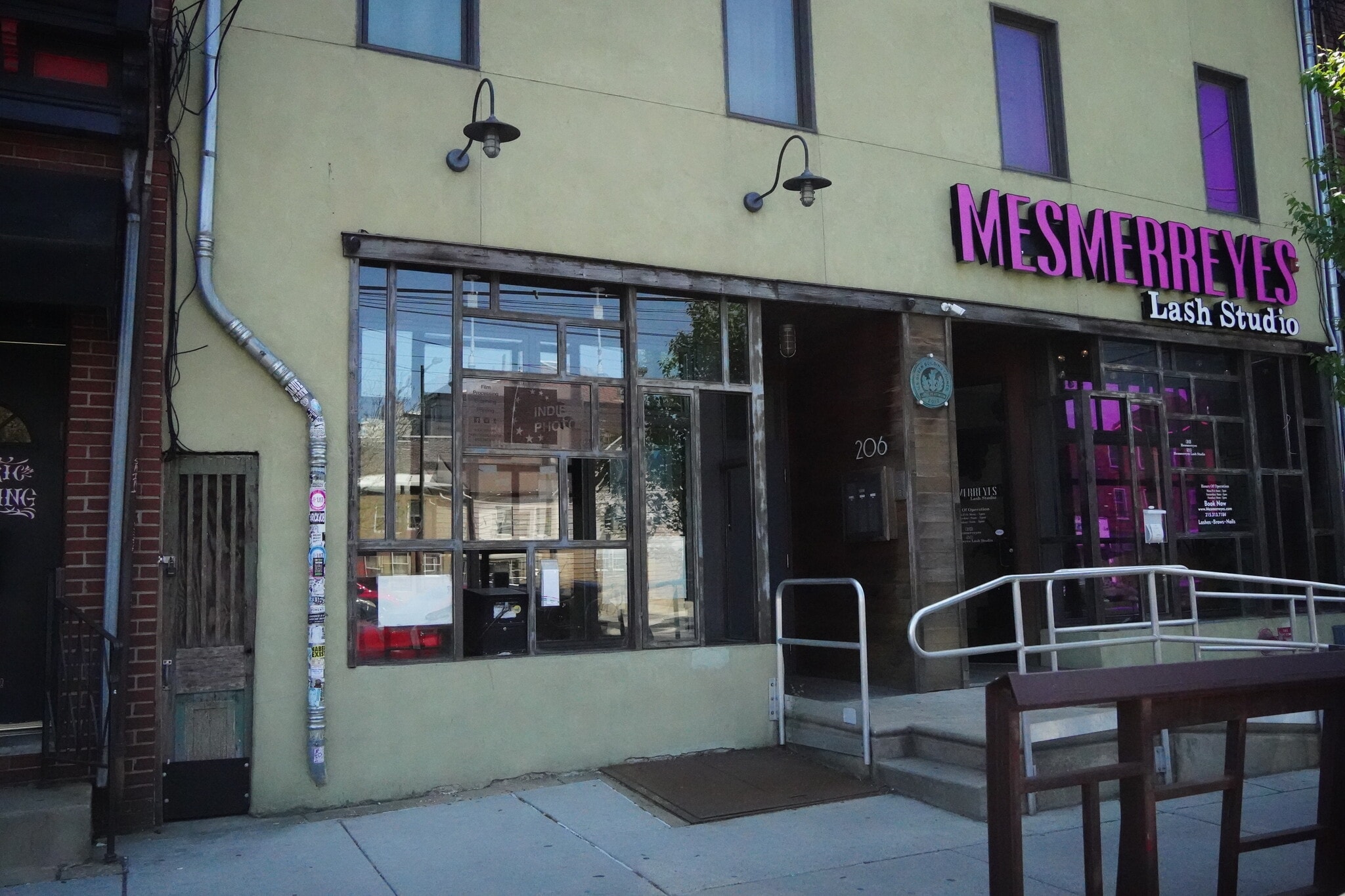 206 E Girard Ave, Philadelphia, PA à louer Photo principale– Image 1 sur 8