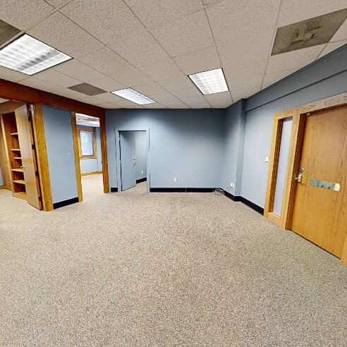 2900 SW Wanamaker Dr, Topeka, KS à louer - Photo de l’immeuble – Image 2 sur 4