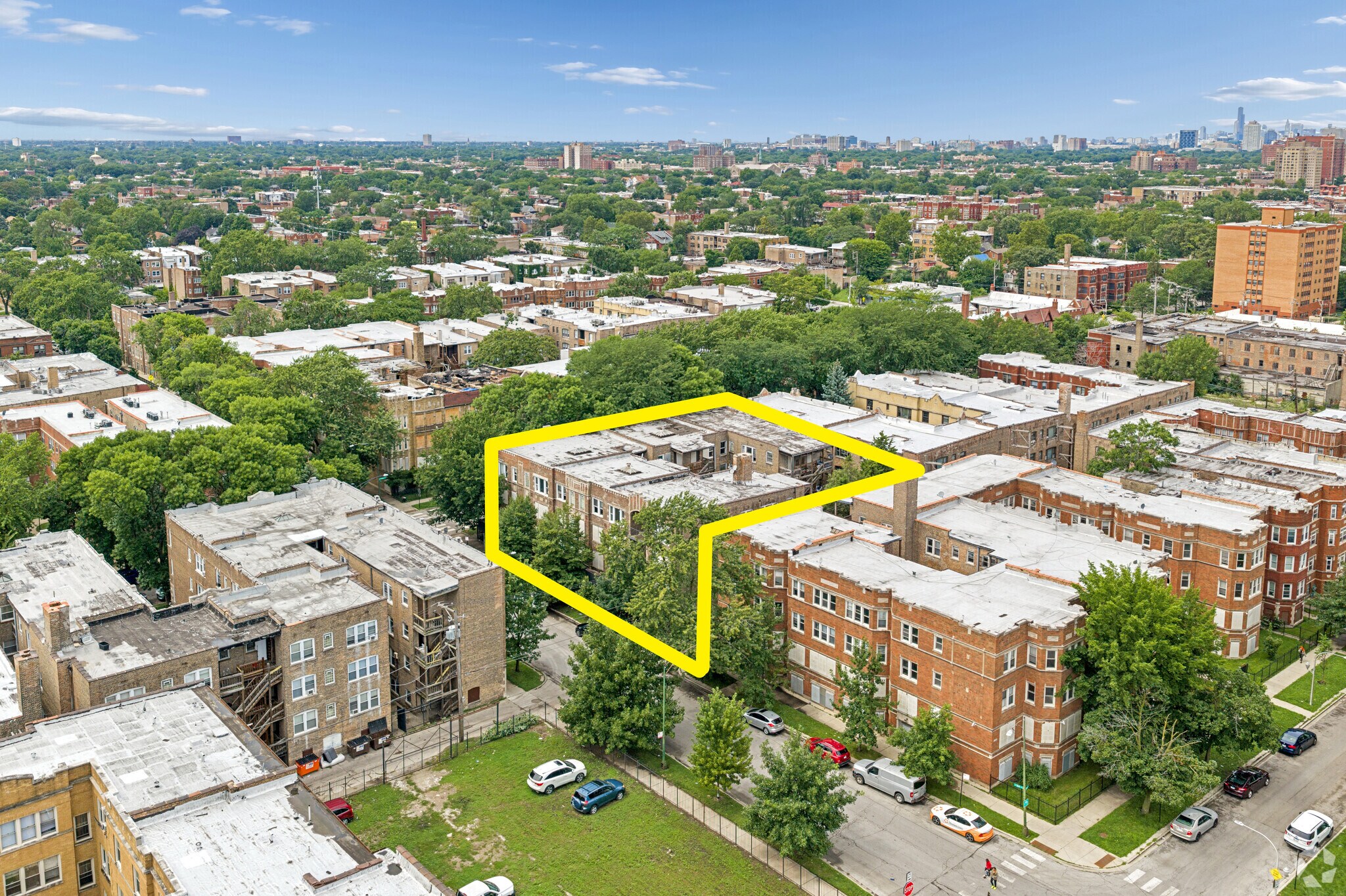 7549 S Kingston Ave, Chicago, IL à vendre Photo de l’immeuble– Image 1 sur 14