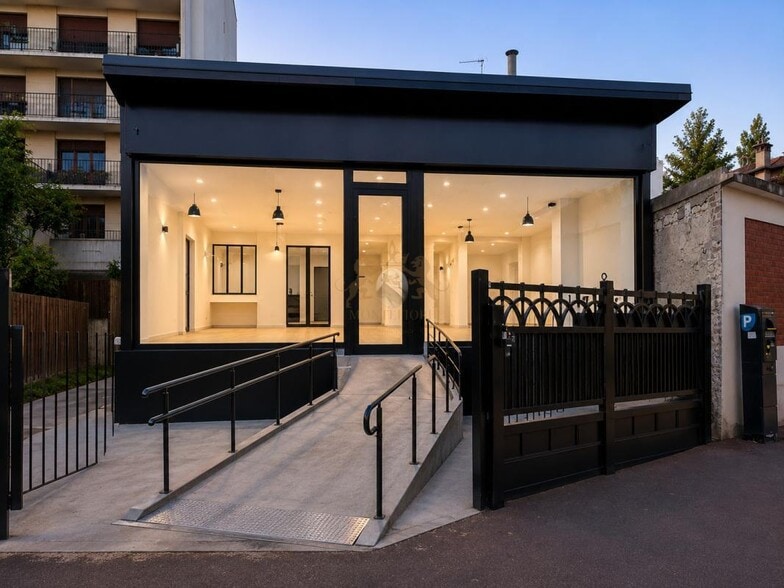 71 Avenue Pierre Brossolette, Créteil à louer - Photo de l’immeuble – Image 1 sur 2