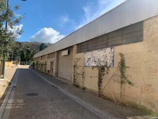 Plus de détails pour Local commercial à louer