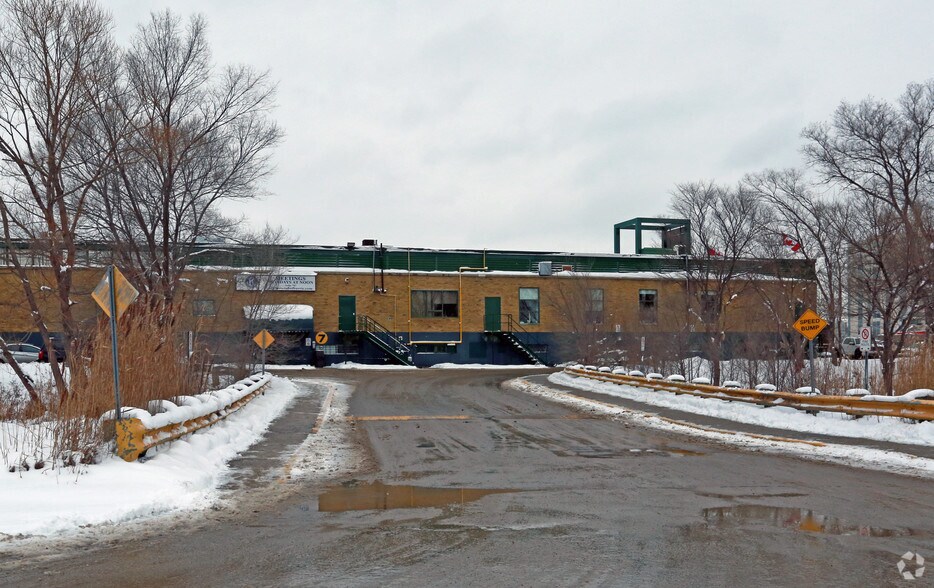 80 Bradford St, Barrie, ON à louer - Photo de l’immeuble – Image 2 sur 4
