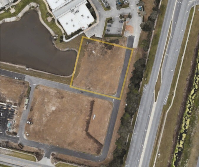 1501 Outlet Blvd, Daytona Beach, FL à louer Photo principale– Image 1 sur 2