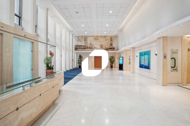 Bureau dans Puteaux à louer - Hall d’entrée – Image 3 sur 9
