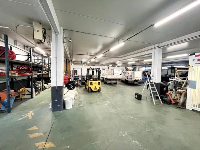 Plus de détails pour Industriel/Logistique à vendre
