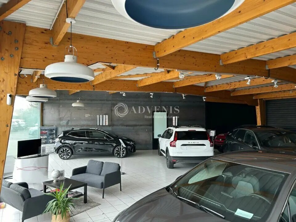 Local commercial dans Chambray-lès-Tours à louer Photo intérieure– Image 1 sur 7