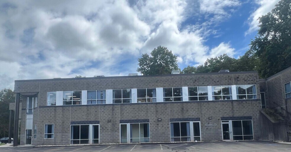 55-57 Hatchetts Hill Rd, Old Lyme, CT à louer - Photo de l’immeuble – Image 2 sur 12