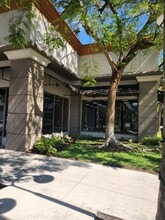 7355-7605 W Sample Rd, Coral Springs, FL à louer Photo de l’immeuble– Image 2 sur 21