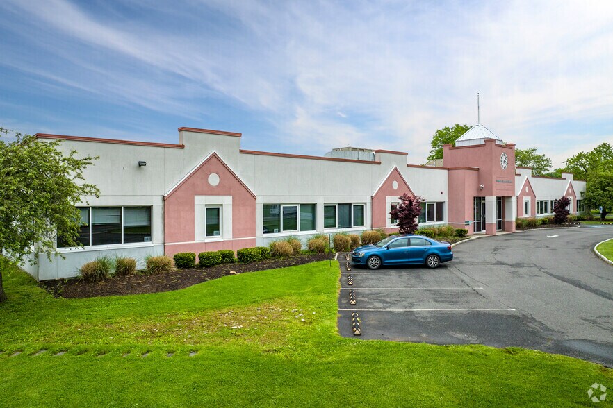 705 Central Ave, New Providence, NJ à louer - Photo principale – Image 1 sur 6