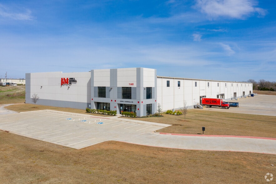 11400 N I-35 Service Rd, Oklahoma City, OK à louer - Photo principale – Image 2 sur 16