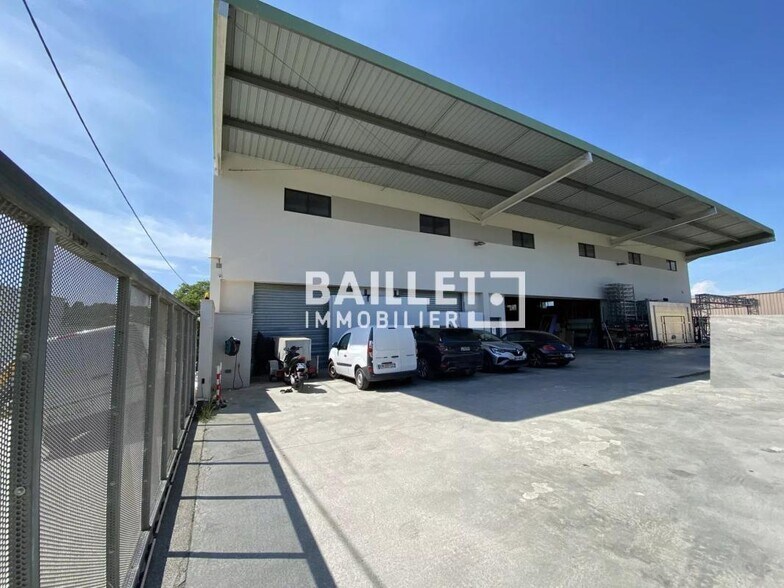 Industriel/Logistique dans Mougins à louer - Photo de l’immeuble – Image 1 sur 22