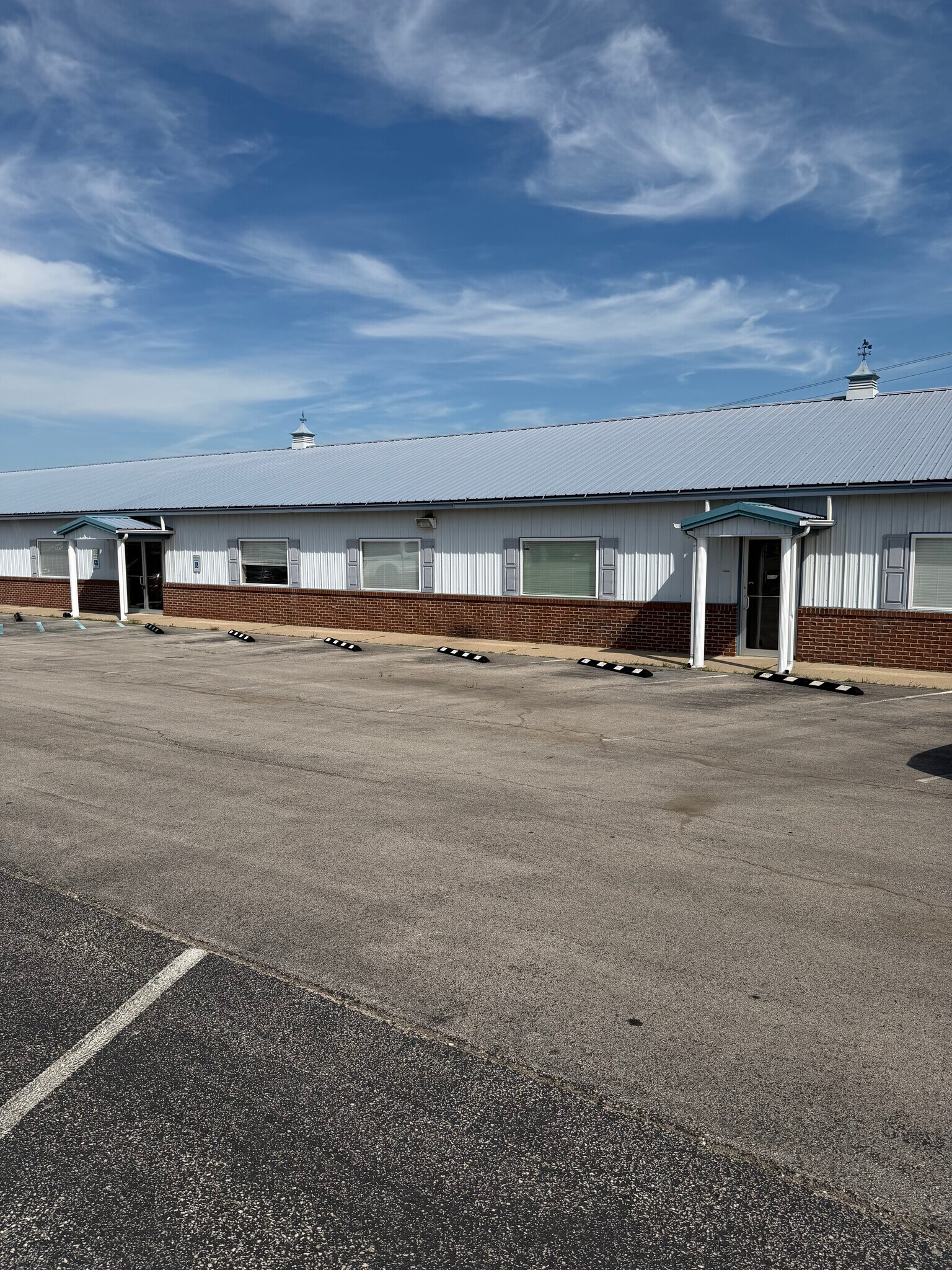 509 Willin Way, Mount Sterling, KY à louer Photo de l’immeuble– Image 1 sur 9