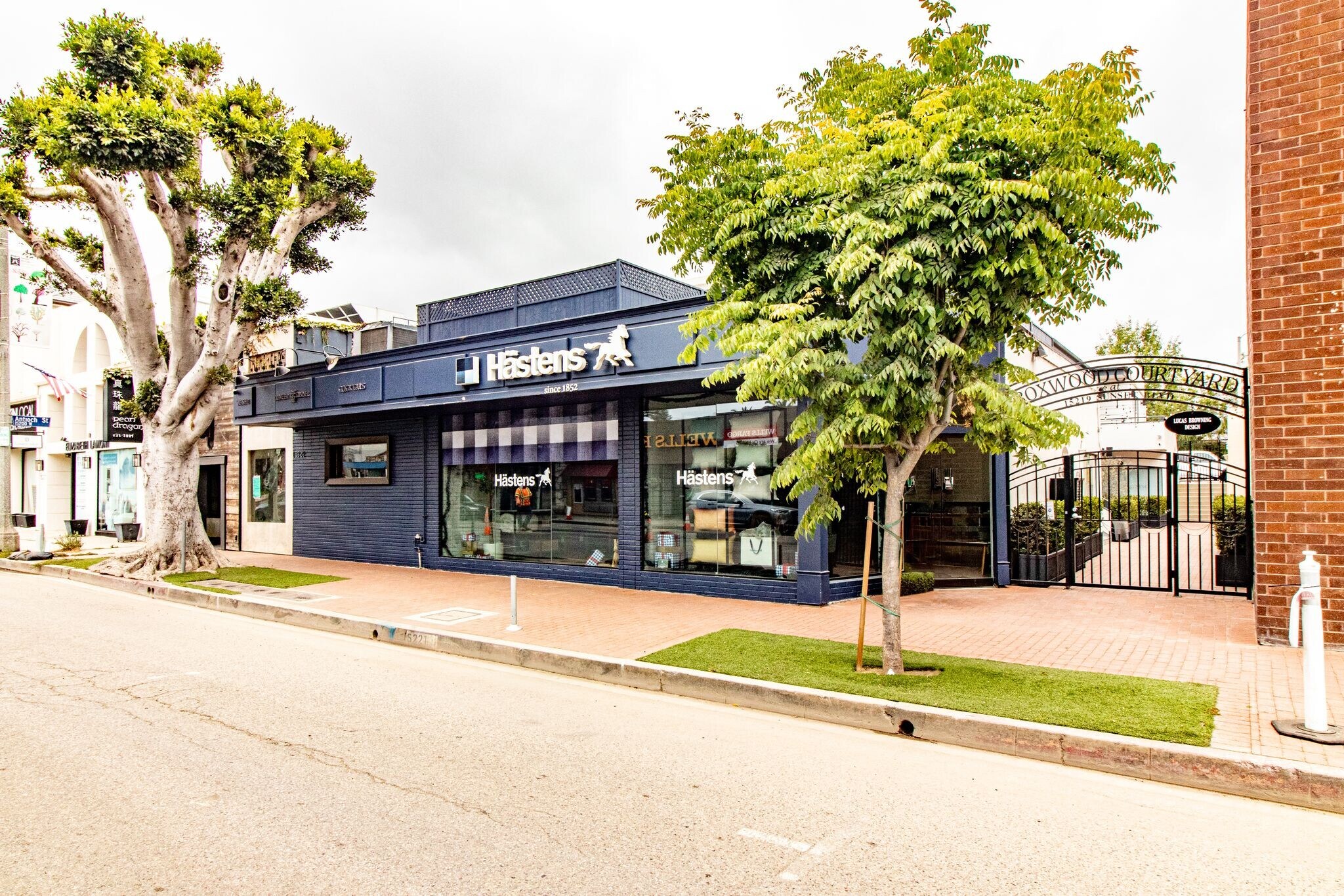 15219-15221 W Sunset Blvd, Pacific Palisades, CA à louer Photo principale– Image 1 sur 13