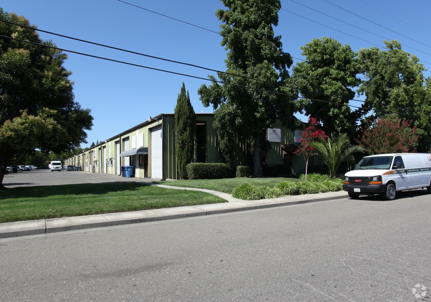 400-486 Moore Ln, Healdsburg, CA à louer - Photo principale – Image 1 sur 5