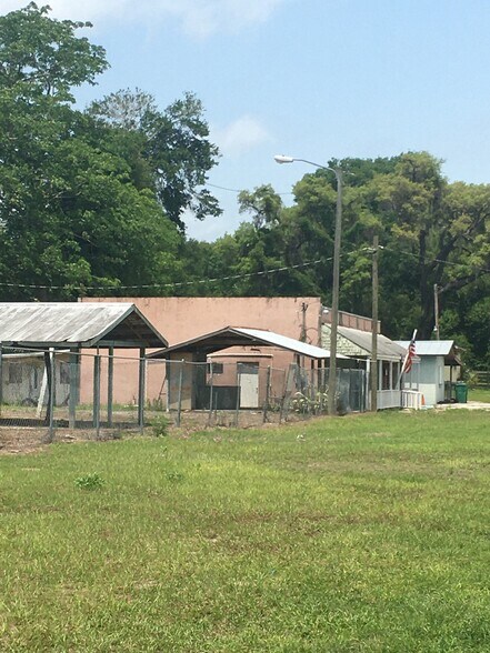 2046 US Highway 17 N, Seville, FL à louer - Photo principale – Image 1 sur 14