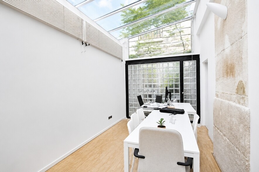 Bureau dans Paris à louer - Photo de l’immeuble – Image 2 sur 7