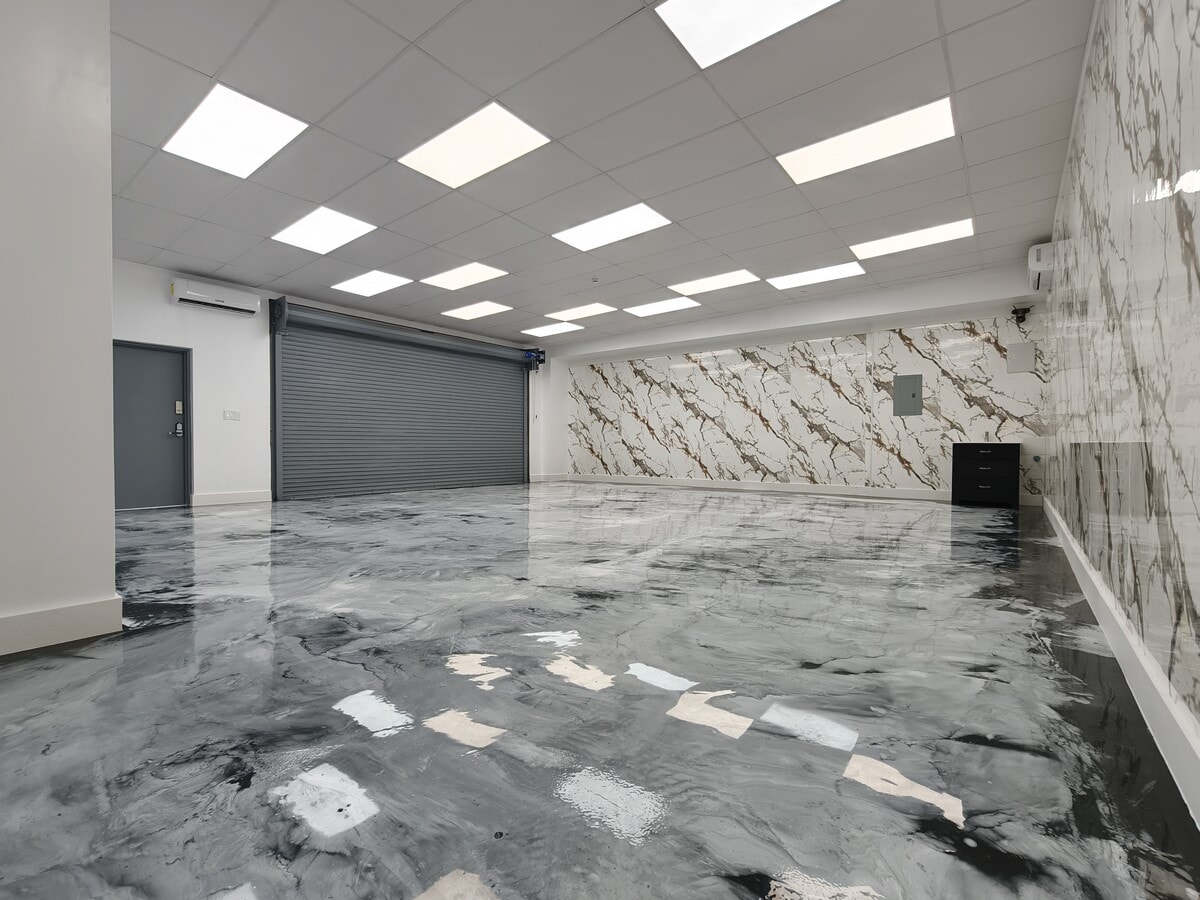 1800-1812 SW 7th Ave, Pompano Beach, FL 33060 - Lot 1812 -  - Photo intérieure - Image 1 of 19