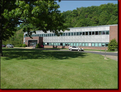 1 Kiski Ave, Leechburg, PA à vendre - Photo de l’immeuble – Image 2 sur 11