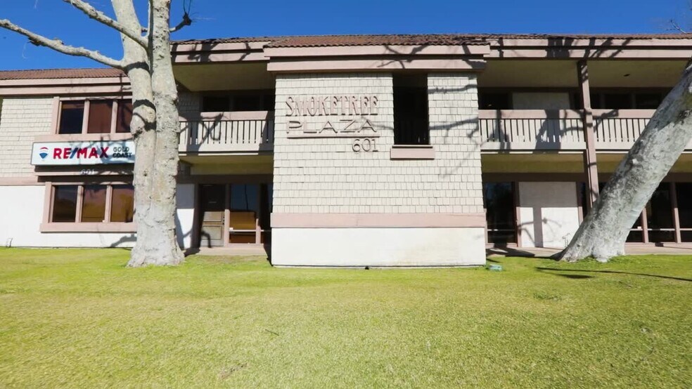 601 E Daily Dr, Camarillo, CA à louer - Vidéo sur l’annonce professionnelle – Image 2 sur 8