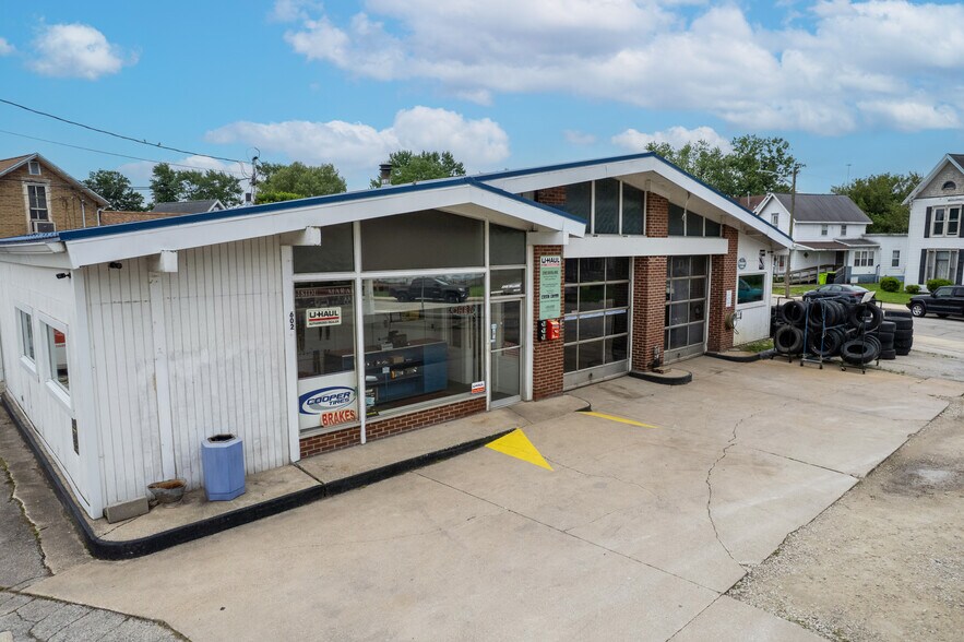 602 S Jefferson St, Huntington, IN à vendre - Photo de l’immeuble – Image 3 sur 40